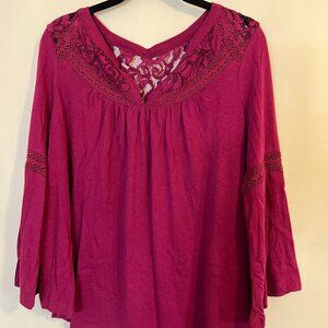 Crown & Ivy Women's Top